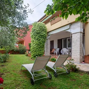 Mirella Apartment