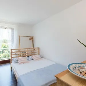 Casa Flora 3-minutes' Walk From The Ferienhaus