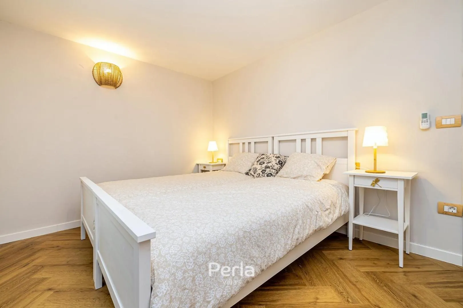 Holiday Home Casa Lyra With Heated Pool In Novigrad 800M From The Beach